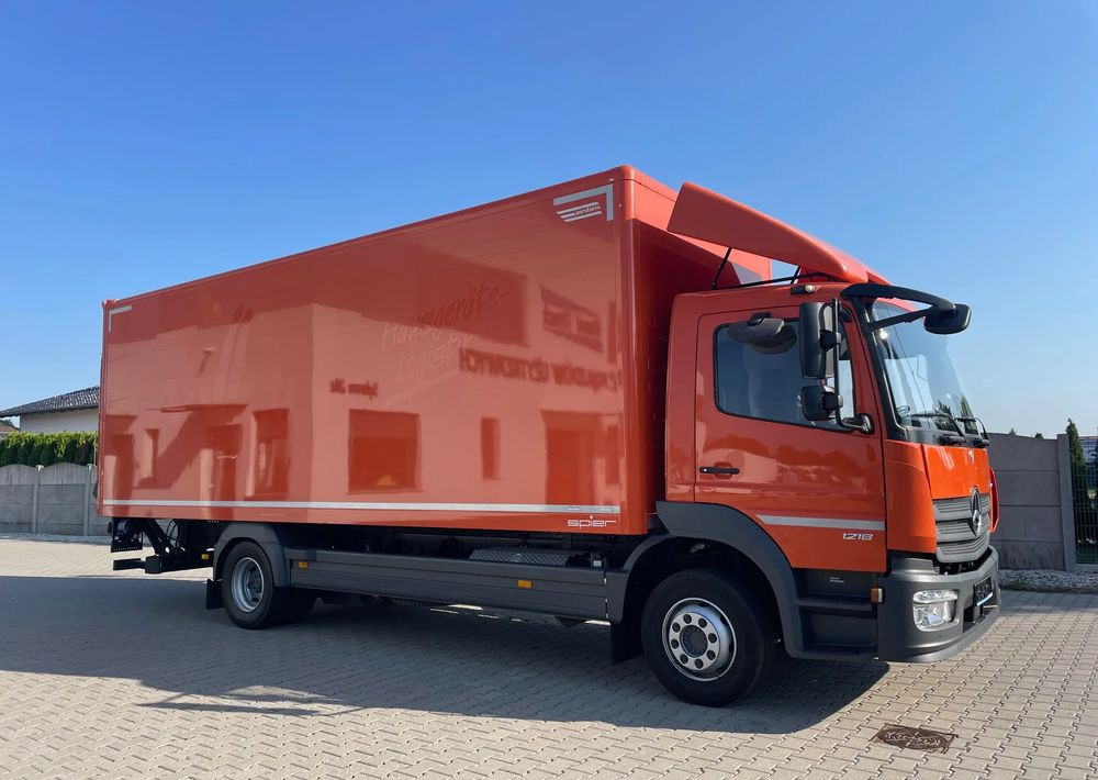 Mercedes-Benz ATEGO 1218 - Kamion sa zatvorenim sandukom: slika 5 Mercedes-Benz ATEGO 1218 - Kamion sa zatvorenim sandukom: slika 5