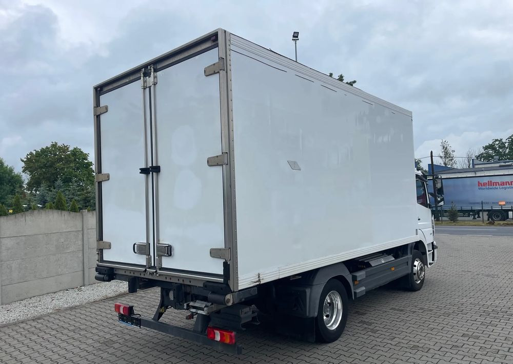 Mercedes-Benz ATEGO 1227 CHŁODNIA HAKOWA / HAKÓWKA - Hladnjača: slika 5 Mercedes-Benz ATEGO 1227 CHŁODNIA HAKOWA / HAKÓWKA - Hladnjača: slika 5