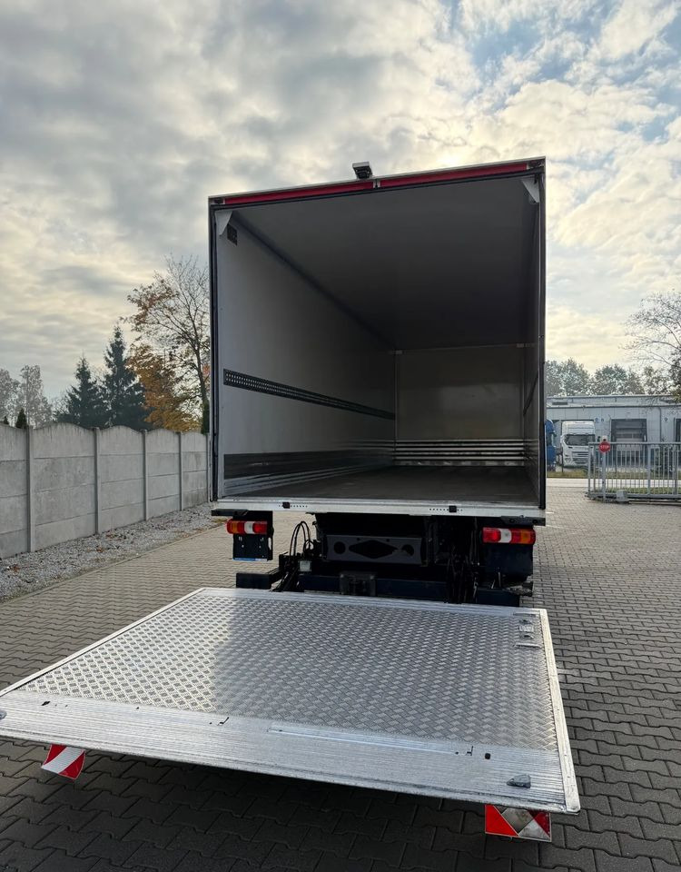 Kamion sa zatvorenim sandukom Mercedes-Benz ATEGO 1318 IZOTERMA 20 PALET!: slika 12 Kamion sa zatvorenim sandukom Mercedes-Benz ATEGO 1318 IZOTERMA 20 PALET!: slika 12