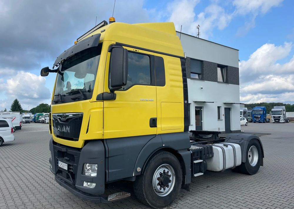 MAN TGX XLX 18.460 HydroDrive/ 4x4 - Tegljač: slika 2 MAN TGX XLX 18.460 HydroDrive/ 4x4 - Tegljač: slika 2