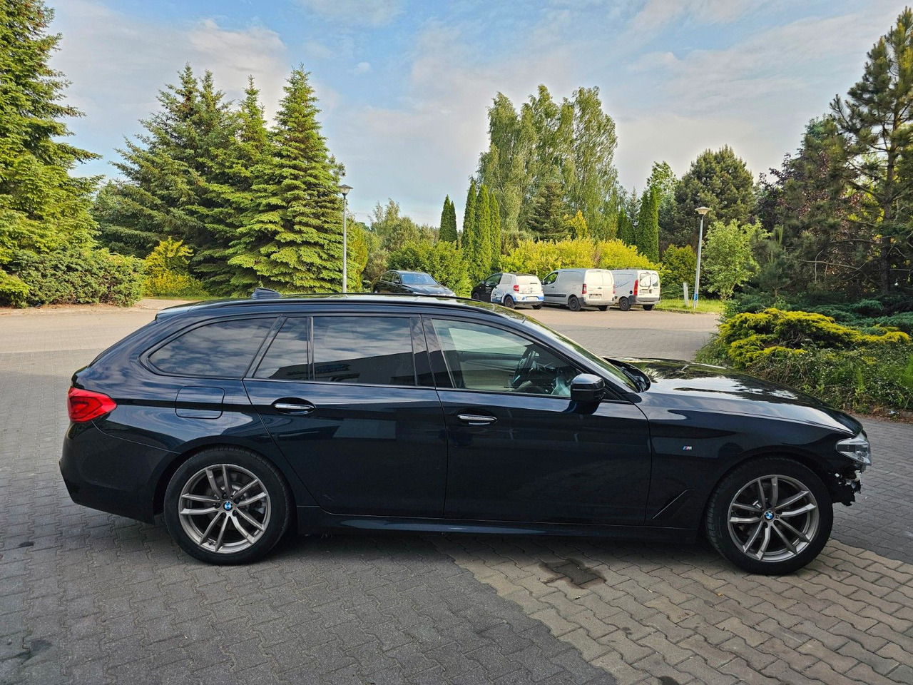 BMW 520 d M Packet Luftsitze Harman-K TOP Ausstatt. - Automobil: slika 5 BMW 520 d M Packet Luftsitze Harman-K TOP Ausstatt. - Automobil: slika 5