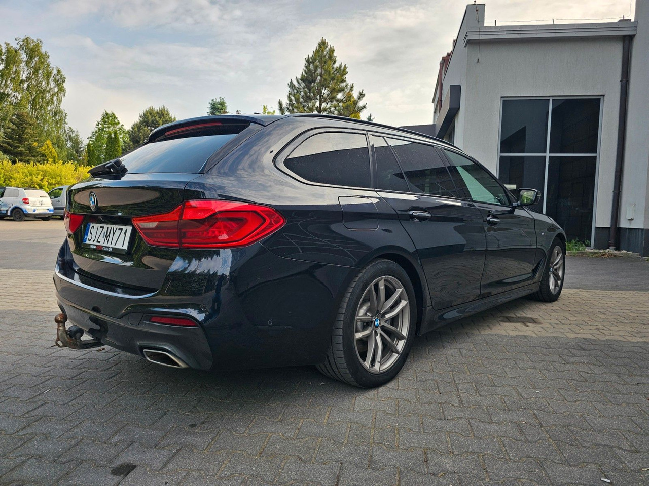 BMW 520 d M Packet Luftsitze Harman-K TOP Ausstatt. - Automobil: slika 4 BMW 520 d M Packet Luftsitze Harman-K TOP Ausstatt. - Automobil: slika 4