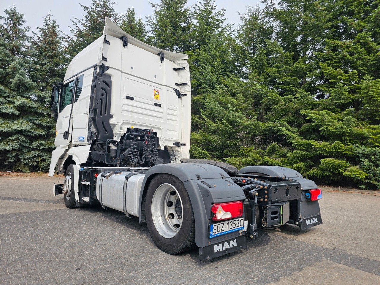MAN TGX 18.510 XXL INTARDER - Motor , Rahmen 100% OK - Tegljač: slika 5 MAN TGX 18.510 XXL INTARDER - Motor , Rahmen 100% OK - Tegljač: slika 5