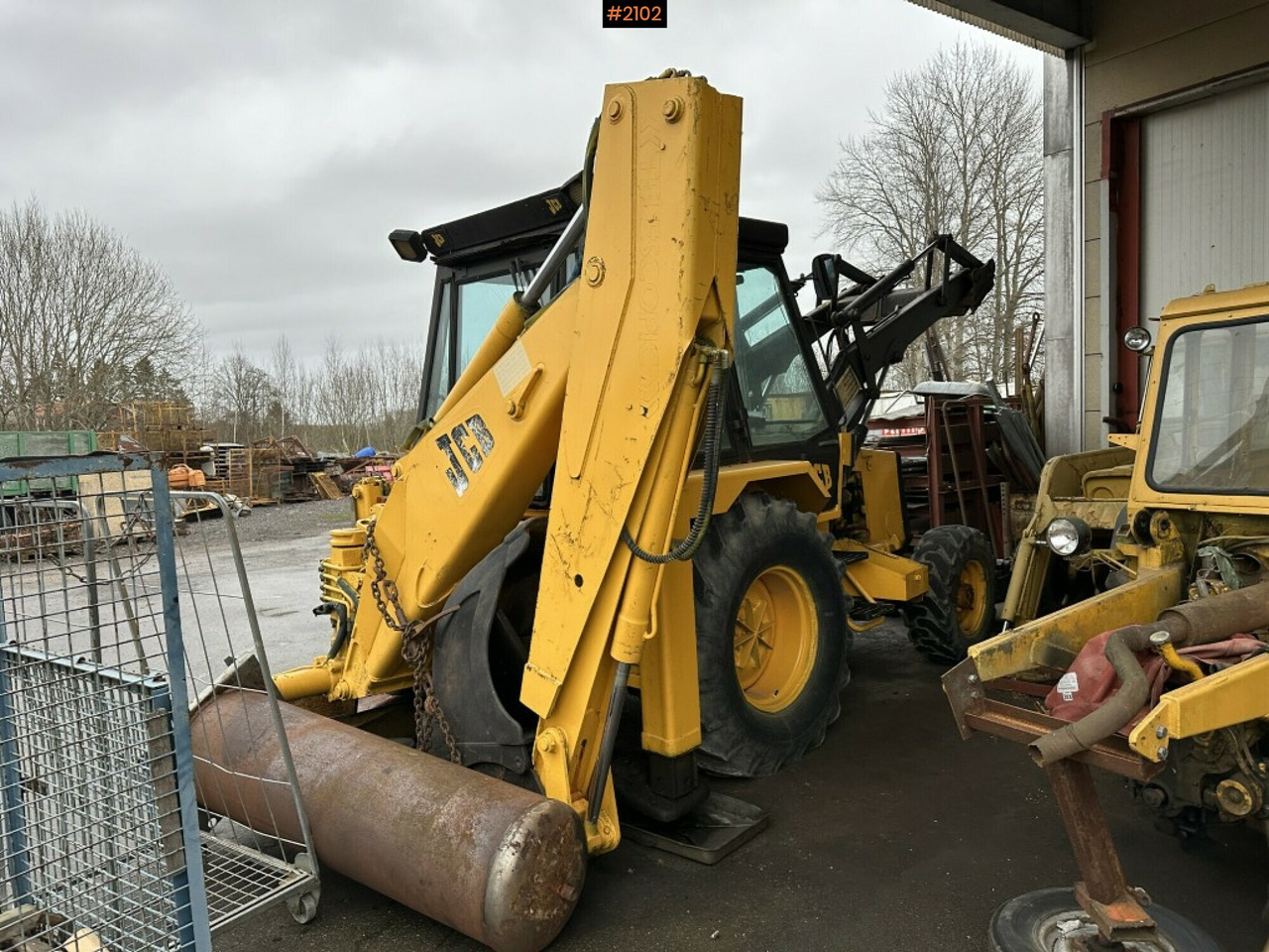 Backhoe loader JCB 3D-4 Rep. object - Traktor: slika 4 Backhoe loader JCB 3D-4 Rep. object - Traktor: slika 4