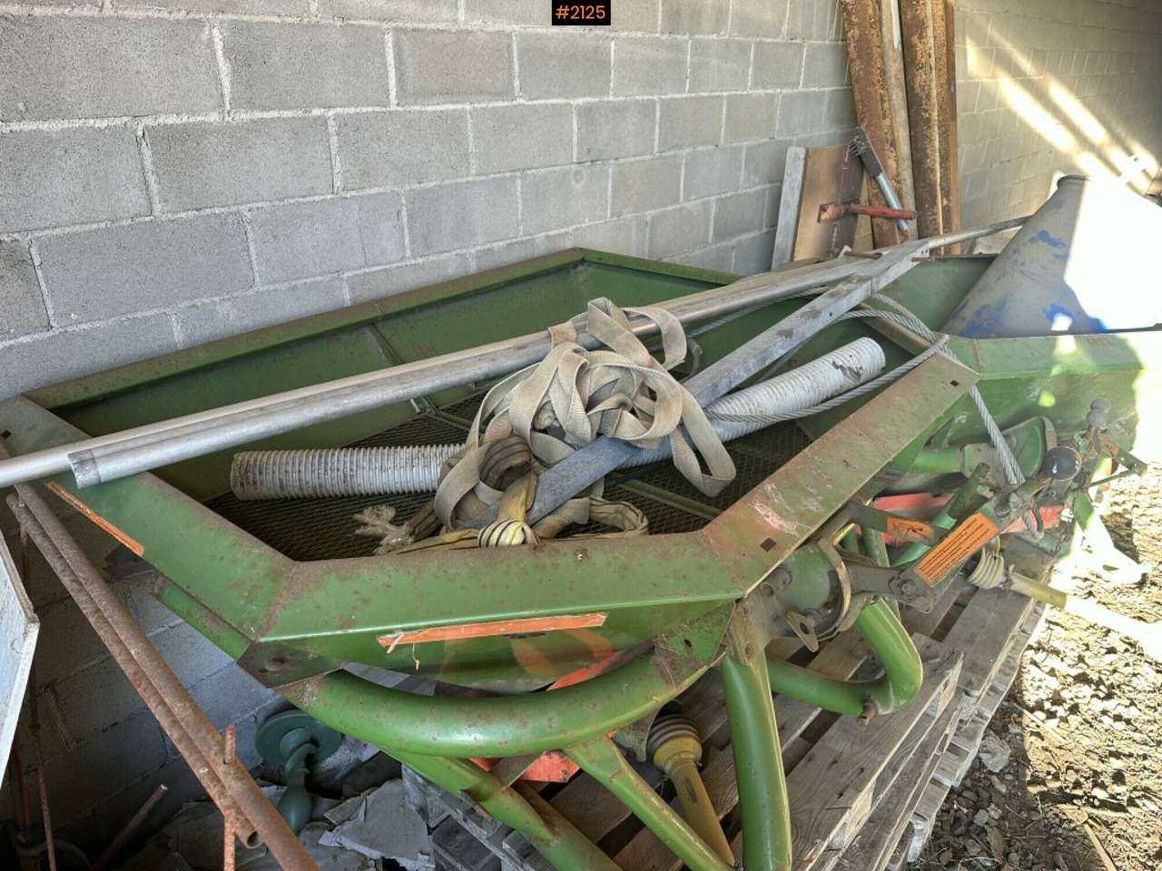 Fertilizer spreader - Rasipač veštačkog đubriva: slika 4 Fertilizer spreader - Rasipač veštačkog đubriva: slika 4
