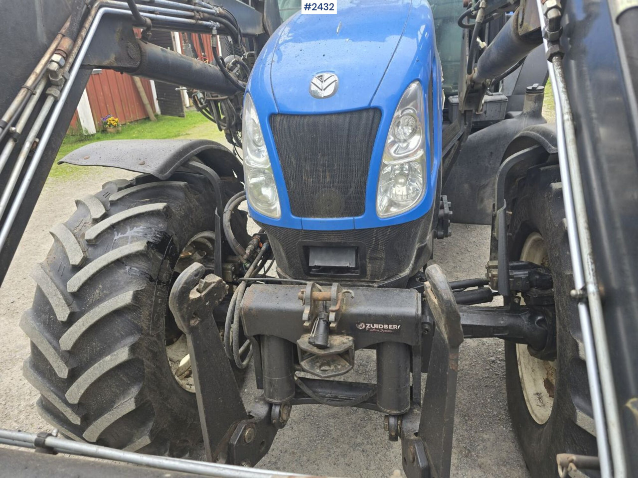 New Holland TS 125A med Frontlastare - Traktor: slika 4 New Holland TS 125A med Frontlastare - Traktor: slika 4
