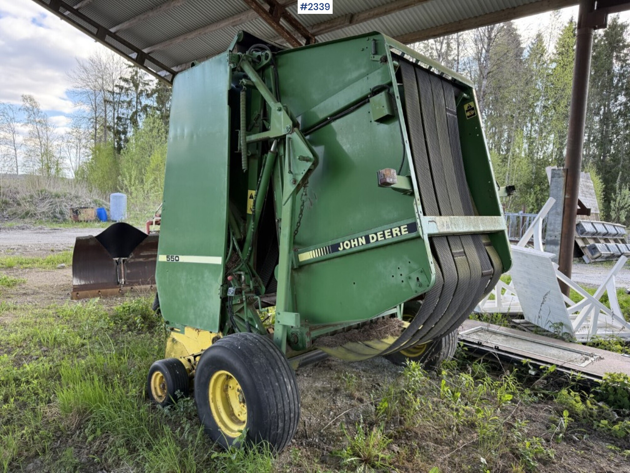 Round baler, John Deere 550 - Oprema za prevrtanje i razlaganje: slika 3 Round baler, John Deere 550 - Oprema za prevrtanje i razlaganje: slika 3