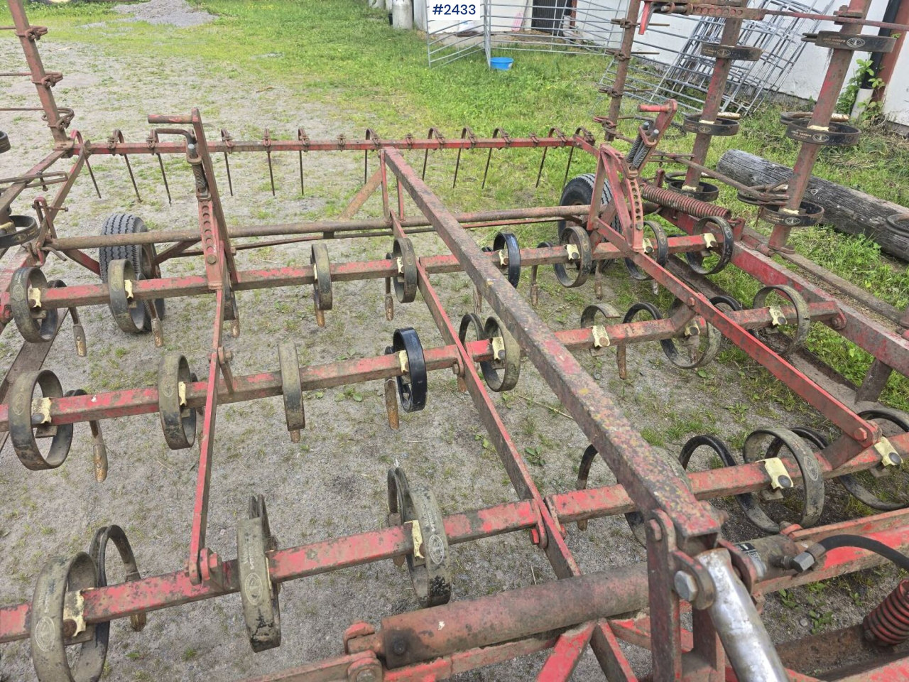 Väderstad Harv 6000 mm - Oprema za obradu zemljišta: slika 3 Väderstad Harv 6000 mm - Oprema za obradu zemljišta: slika 3