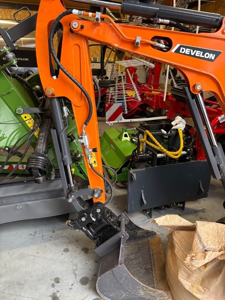 Develon DX 19 Z-7 - Mini bager: slika 3 Develon DX 19 Z-7 - Mini bager: slika 3