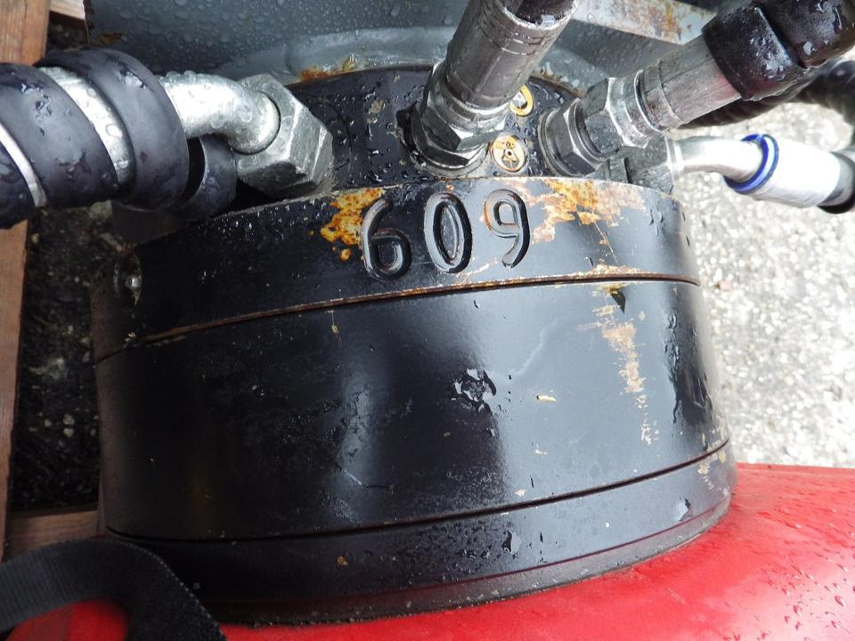 Holzgreifer/Sortiergreifer mit Thumm 609 MS08 optional - Kuka: slika 3 Holzgreifer/Sortiergreifer mit Thumm 609 MS08 optional - Kuka: slika 3