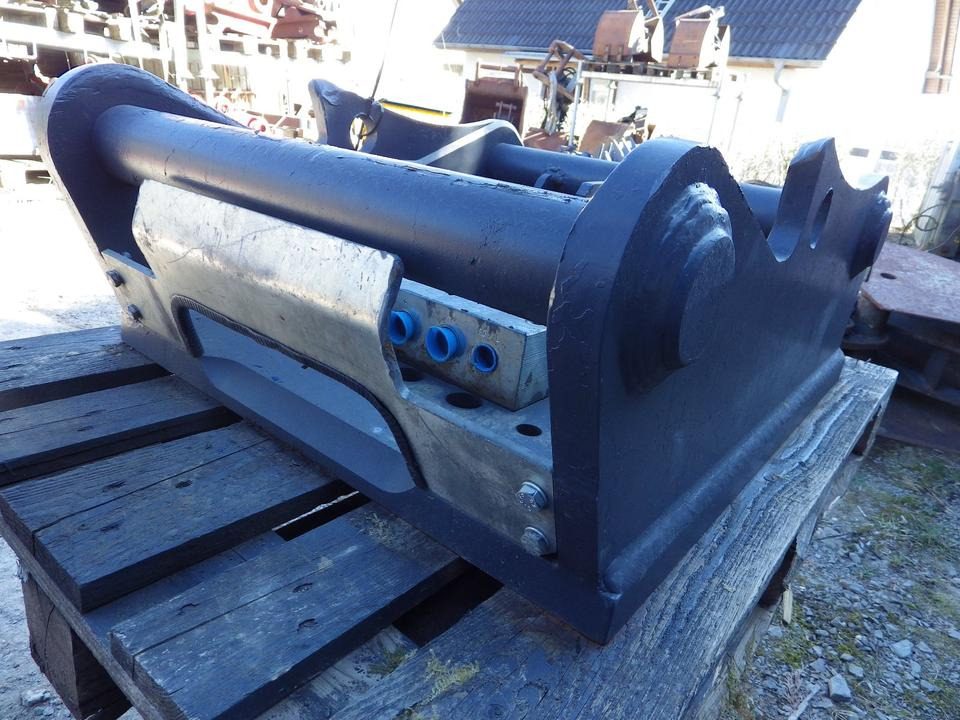 SchraubAdapterPlatte OQ80 OilQuick 80 ( MWST ausweisbar ) - Brza spojnica: slika 4 SchraubAdapterPlatte OQ80 OilQuick 80 ( MWST ausweisbar ) - Brza spojnica: slika 4