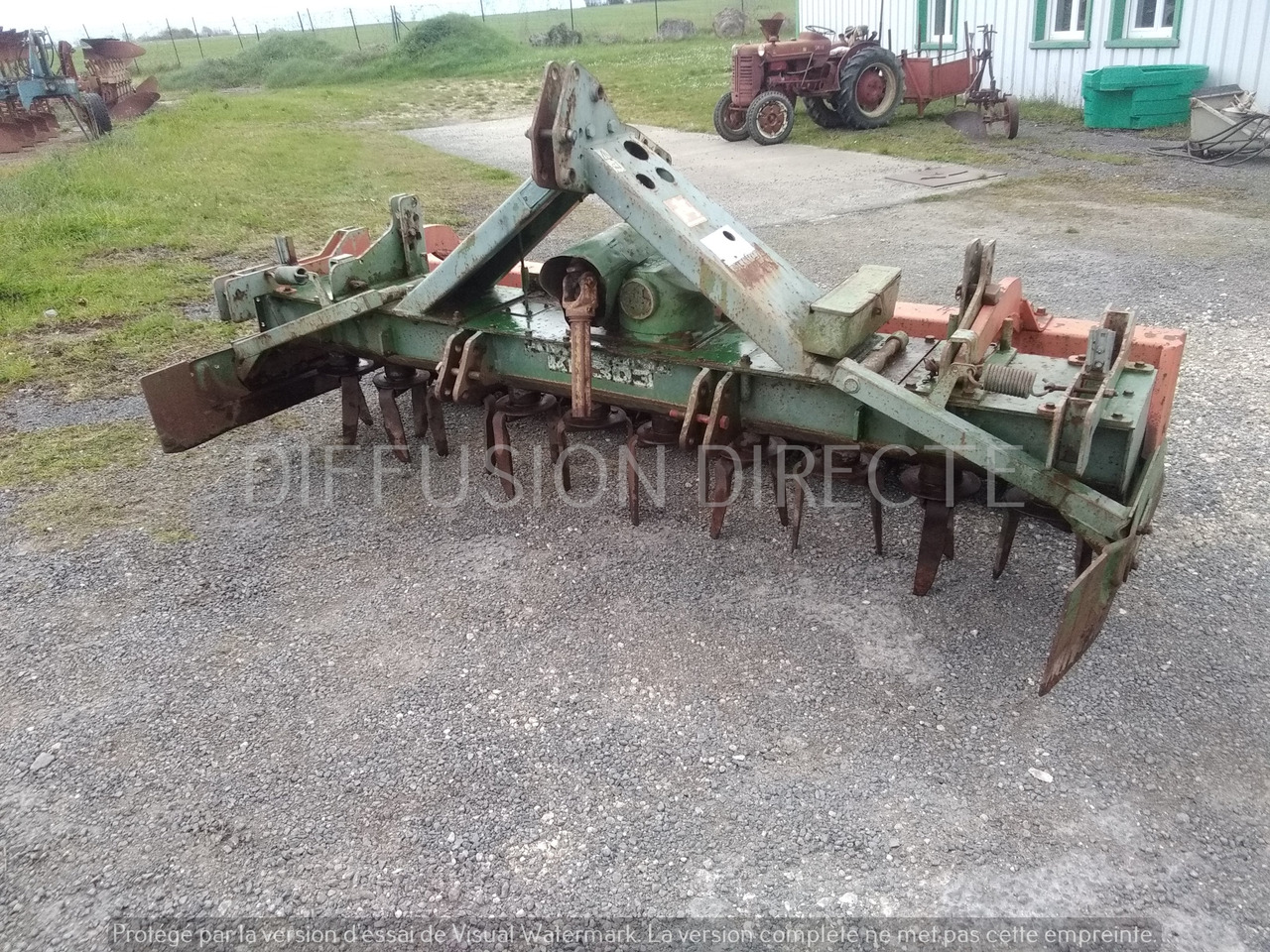 AMAZONE HERSE ROTATIVE KE 303 - Roto drljača: slika 4 AMAZONE HERSE ROTATIVE KE 303 - Roto drljača: slika 4