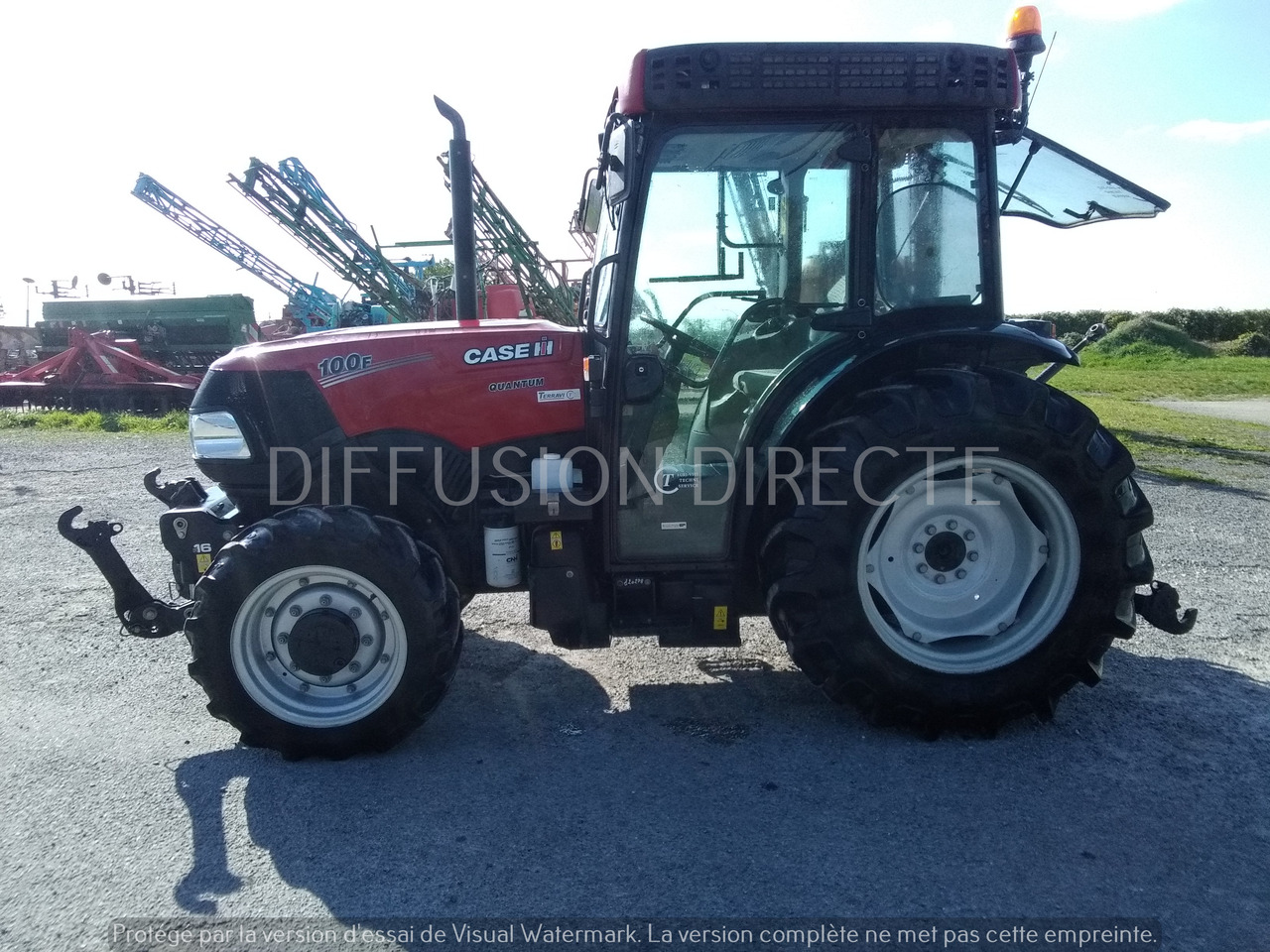 CASE IH TRACTEUR AGRICOLE QUANTUM 100 F - Traktor: slika 2 CASE IH TRACTEUR AGRICOLE QUANTUM 100 F - Traktor: slika 2