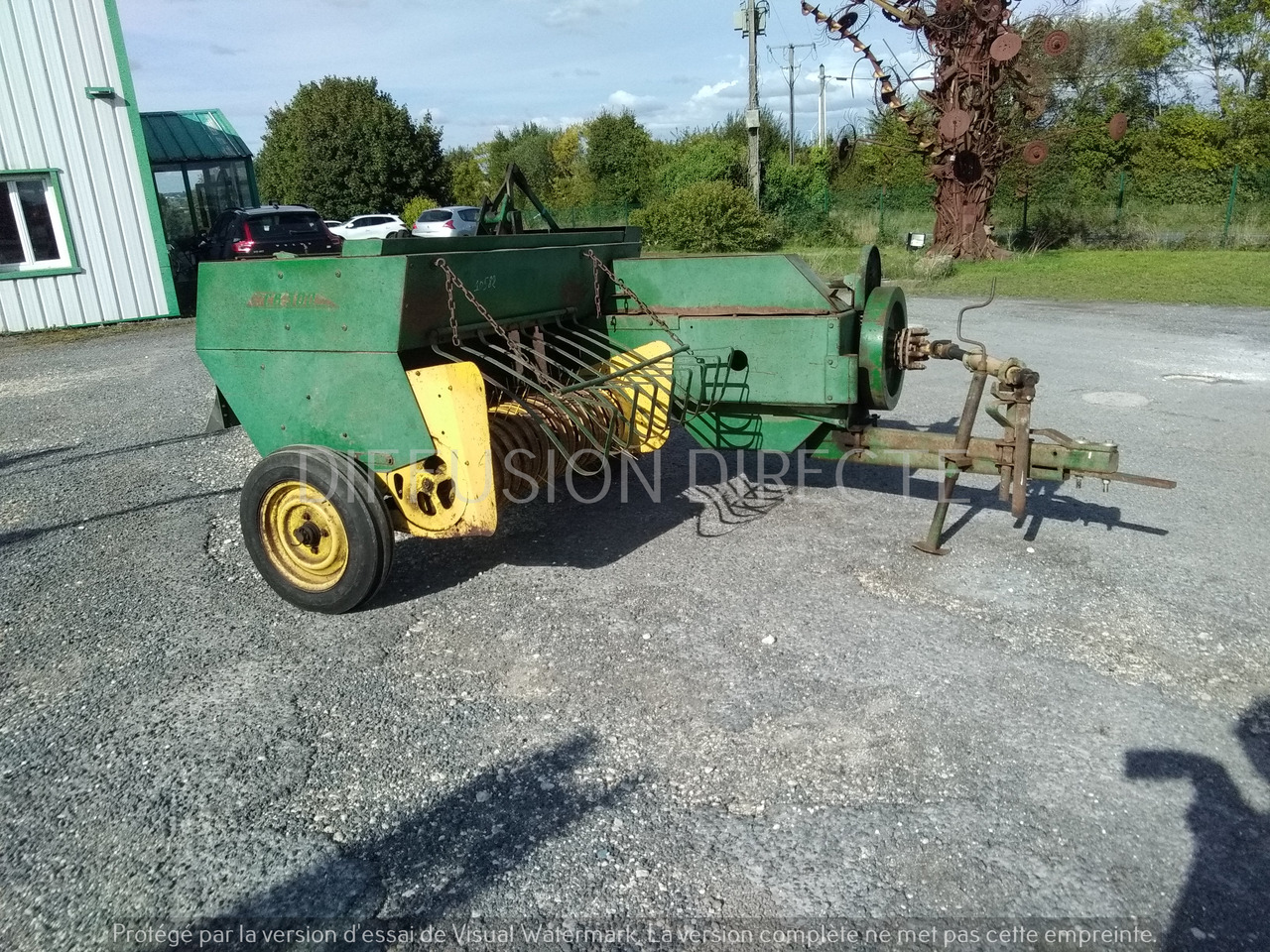 JOHN DEERE PRESSE MOYENNE DENSITE CB 300 - Balirka za kockaste bale: slika 5 JOHN DEERE PRESSE MOYENNE DENSITE CB 300 - Balirka za kockaste bale: slika 5