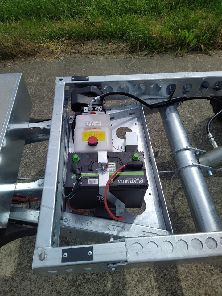 BRIAN JAMES TRAILERS Tipper 526 3.10x1.60 - Prikolica za automobil: slika 4 BRIAN JAMES TRAILERS Tipper 526 3.10x1.60 - Prikolica za automobil: slika 4