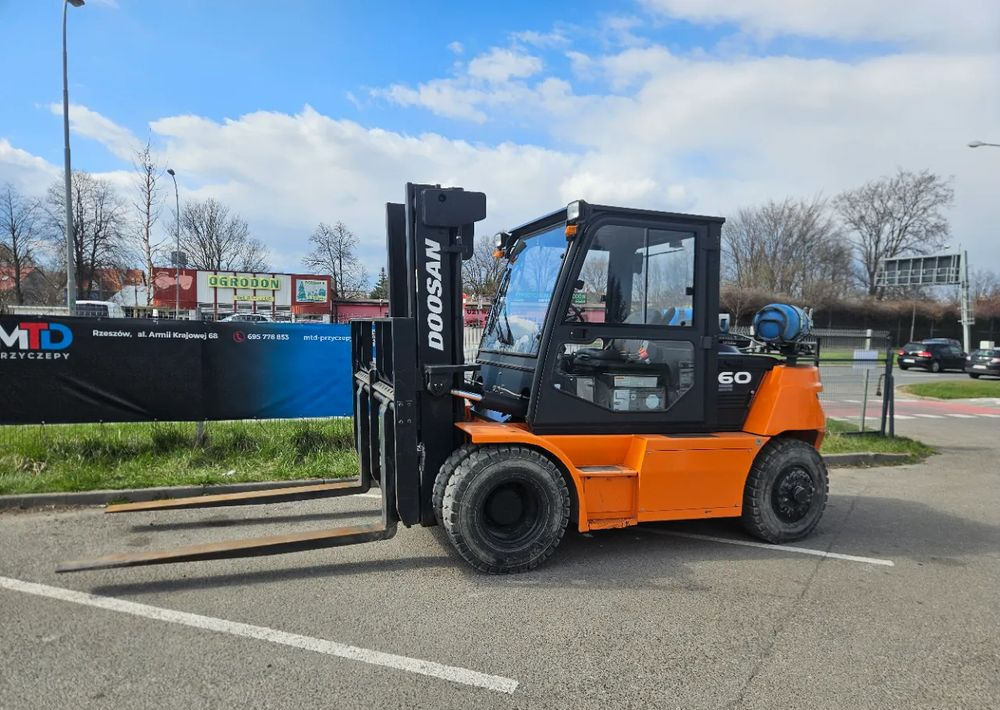 Doosan G60S-7 - Viljuškar: slika 1 Doosan G60S-7 - Viljuškar: slika 1