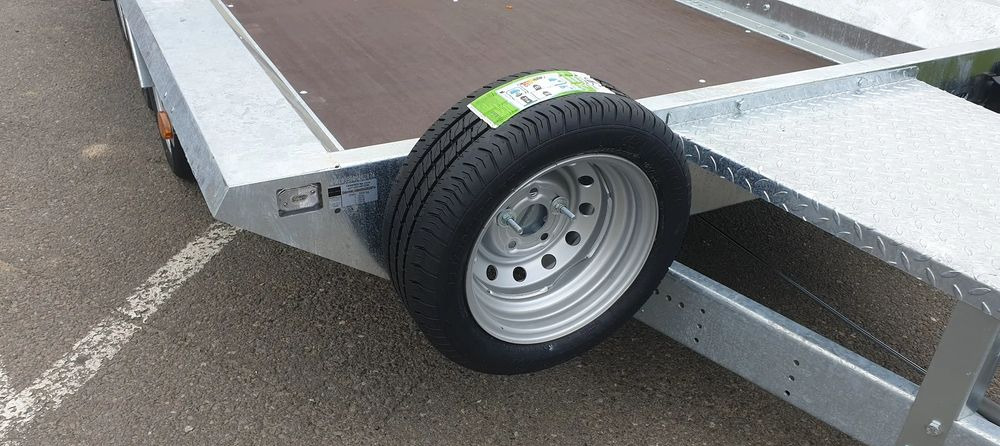 TEMARED BUILDER 3 4018 S 3 oś - Prikolica za prevoz automobila: slika 3 TEMARED BUILDER 3 4018 S 3 oś - Prikolica za prevoz automobila: slika 3
