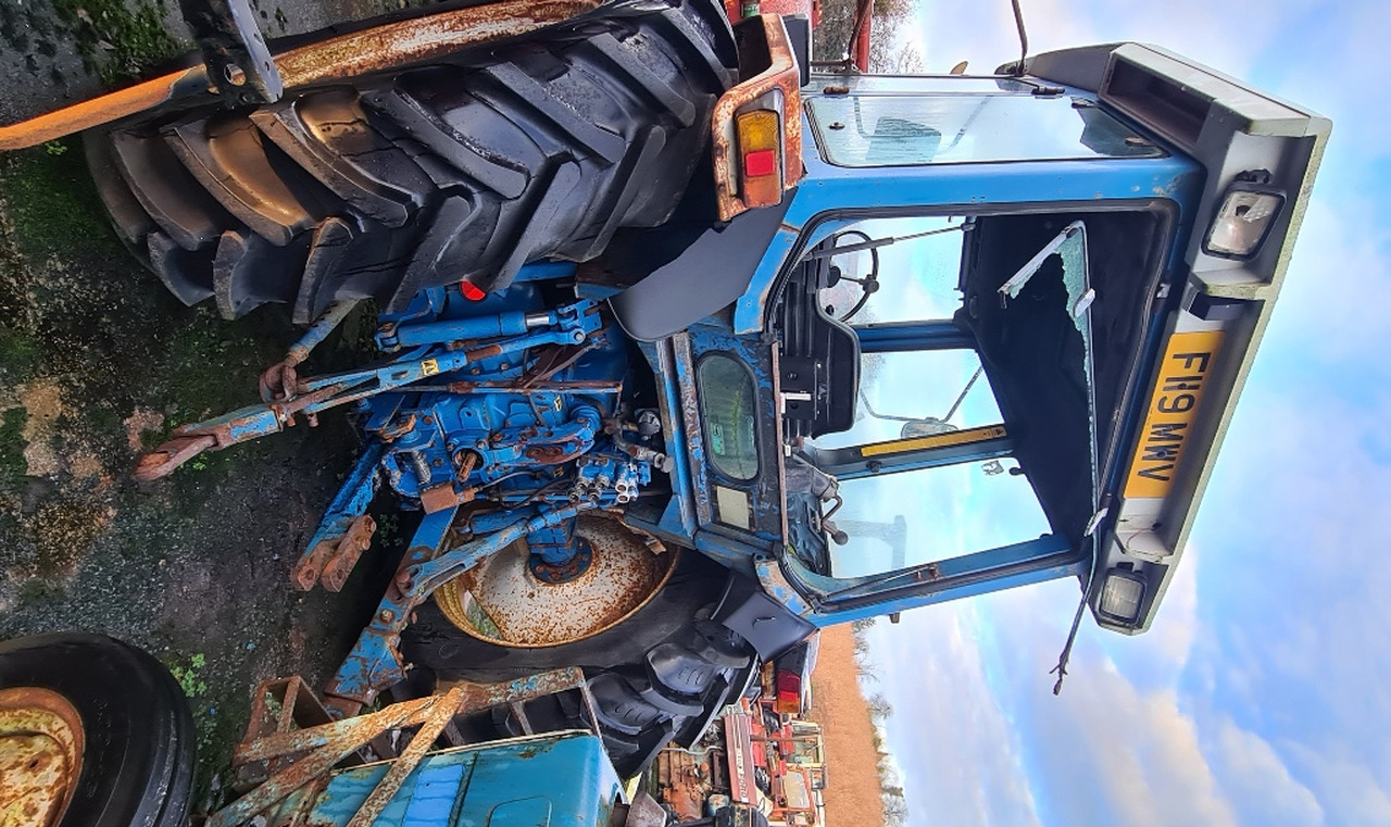 Ford 7810 4×4 Tractor - Traktor: slika 3 Ford 7810 4×4 Tractor - Traktor: slika 3