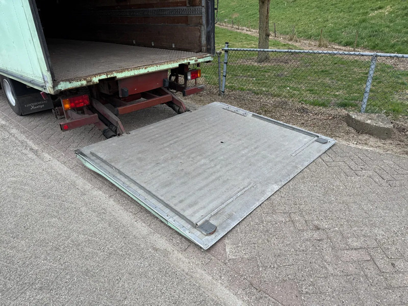 Iveco EuroCargo 75 Bakwagen -Manual-lift- Low KM - Kamion sa zatvorenim sandukom: slika 4 Iveco EuroCargo 75 Bakwagen -Manual-lift- Low KM - Kamion sa zatvorenim sandukom: slika 4