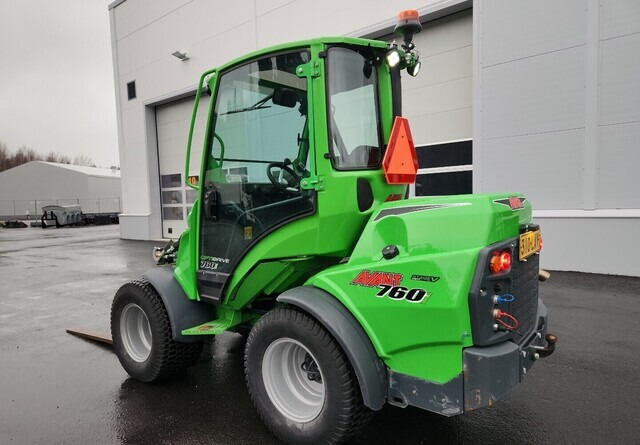 Avant760i - Zglobni utovarivač: slika 3 Avant760i - Zglobni utovarivač: slika 3