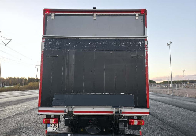 Mercedes-BenzAtego 4x2 Special - Druga mašina: slika 4 Mercedes-BenzAtego 4x2 Special - Druga mašina: slika 4