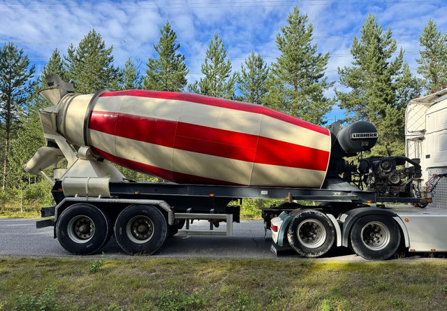 Liebherr12m3 Perävaunu - Poluprikolica mikser: slika 5 Liebherr12m3 Perävaunu - Poluprikolica mikser: slika 5