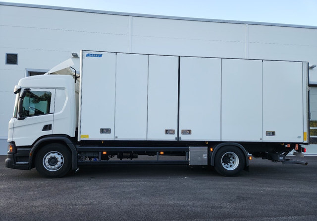 Scania P280 4x2 Kylkiaukeava kori - Kamion sa zatvorenim sandukom: slika 2 Scania P280 4x2 Kylkiaukeava kori - Kamion sa zatvorenim sandukom: slika 2