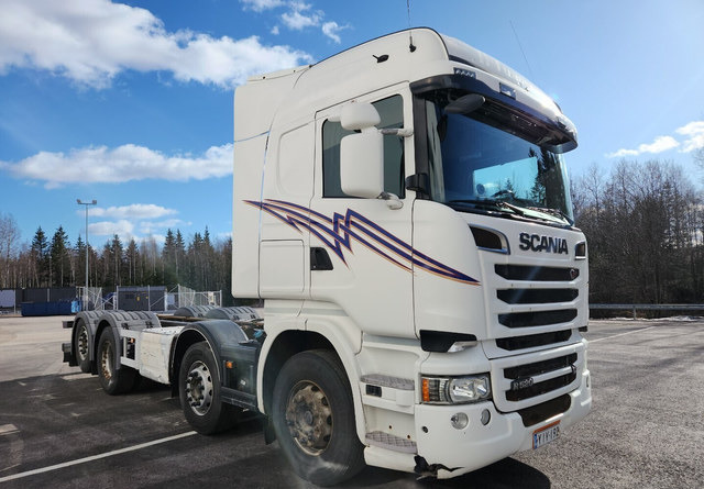 ScaniaR520 2+2 Alusta - Kamion sa golom šasijom i zatvorenom kabinom: slika 4 ScaniaR520 2+2 Alusta - Kamion sa golom šasijom i zatvorenom kabinom: slika 4
