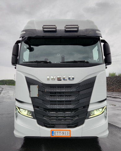 Tegljač Iveco S-Way 570 6x2: slika 7