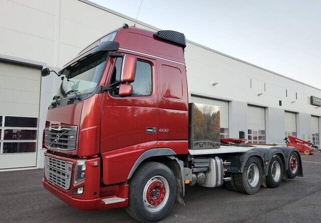 VolvoFH16 600 8x4 - Tegljač: slika 1 VolvoFH16 600 8x4 - Tegljač: slika 1