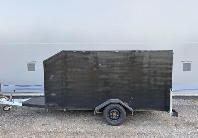 Umpiperäkärry - Prikolica za automobil: slika 2 Umpiperäkärry - Prikolica za automobil: slika 2