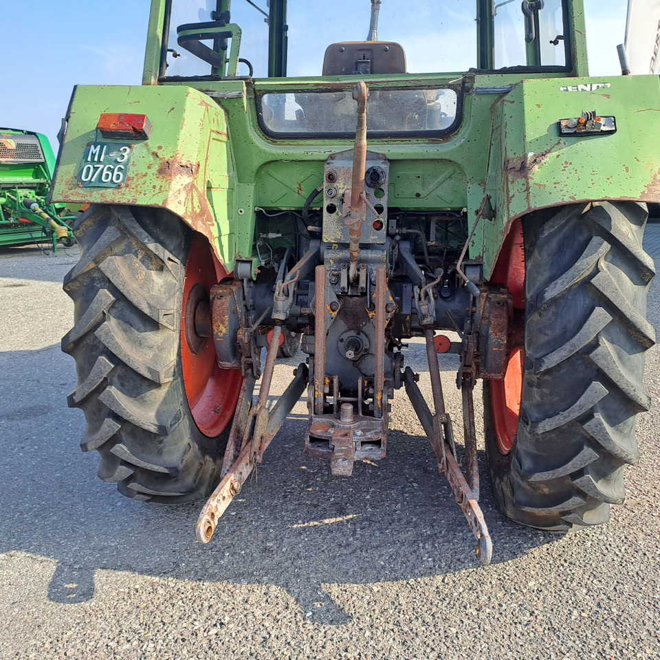 FENDT 303 LS FARMER - Traktor: slika 5 FENDT 303 LS FARMER - Traktor: slika 5