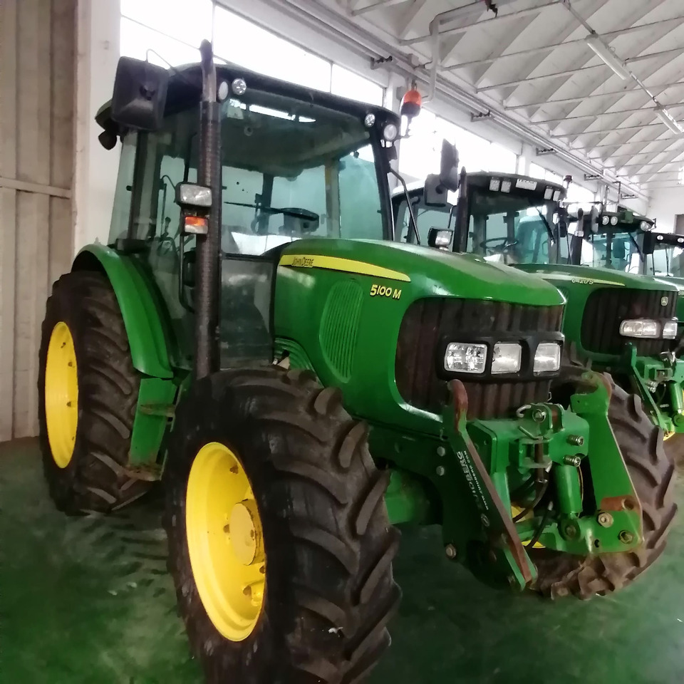 JOHN DEERE 5070 M - Traktor: slika 3 JOHN DEERE 5070 M - Traktor: slika 3
