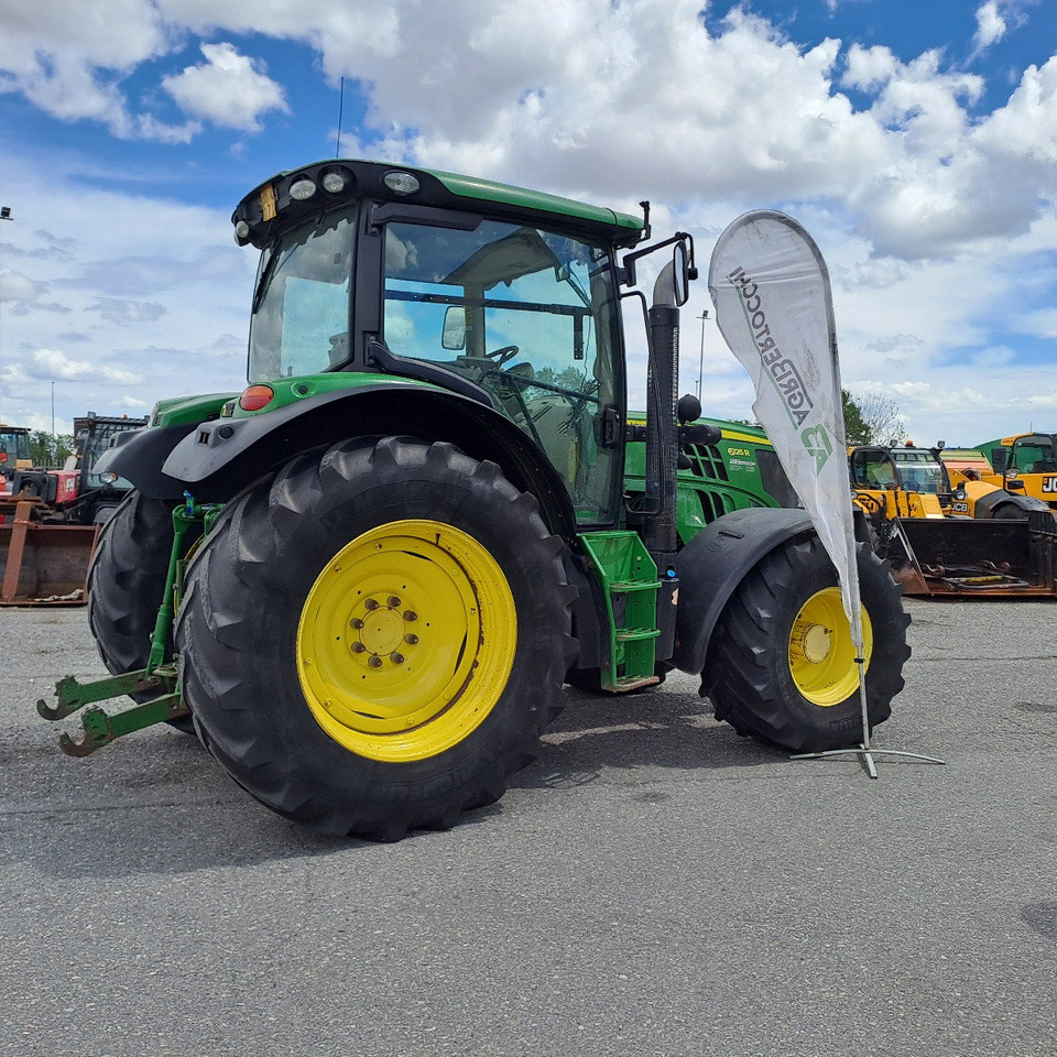 JOHN DEERE 6125R - Traktor: slika 2 JOHN DEERE 6125R - Traktor: slika 2