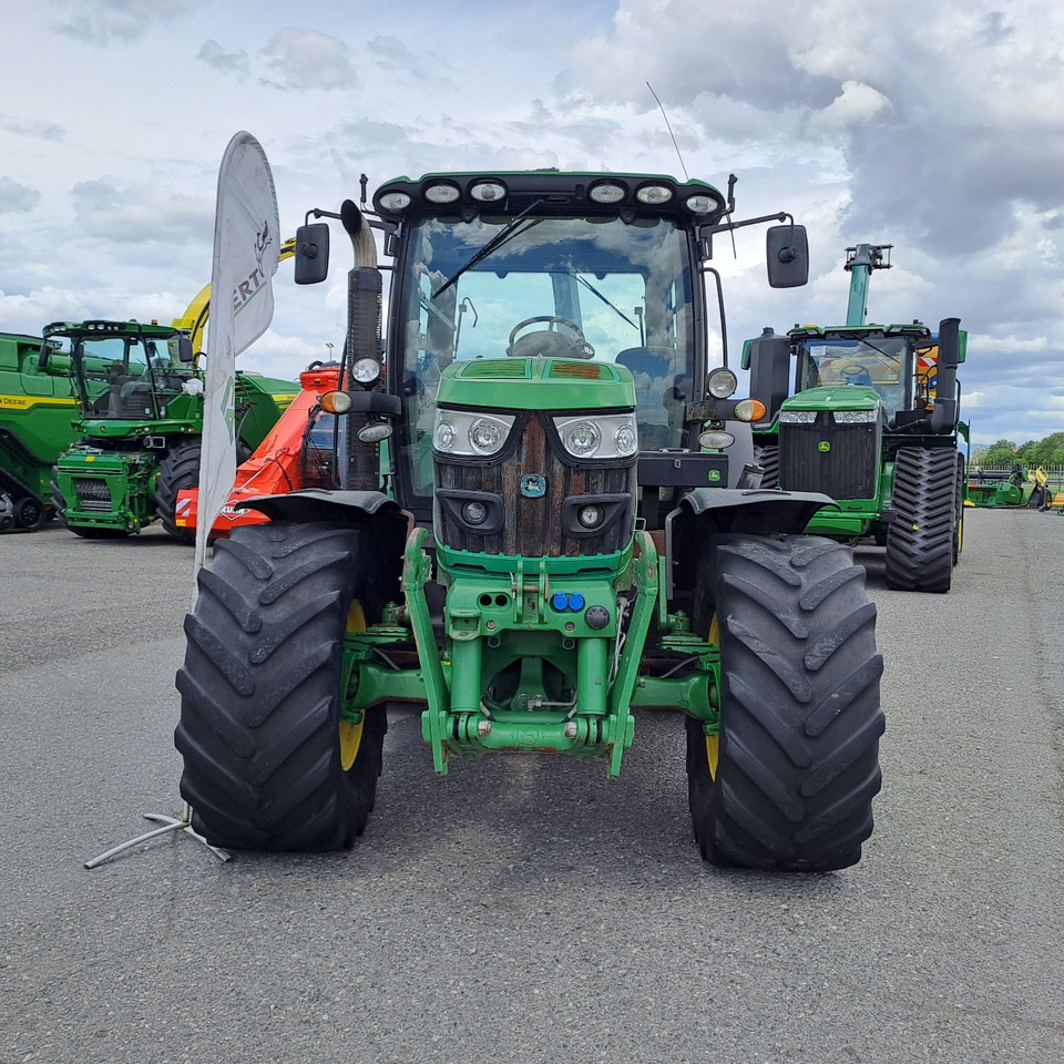 JOHN DEERE 6125R - Traktor: slika 3 JOHN DEERE 6125R - Traktor: slika 3