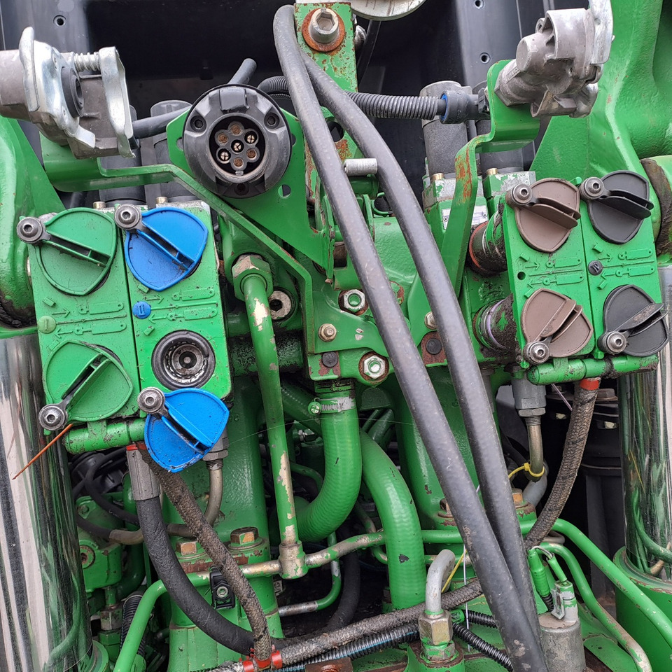 Traktor JOHN DEERE 6170R: slika 6 Traktor JOHN DEERE 6170R: slika 6