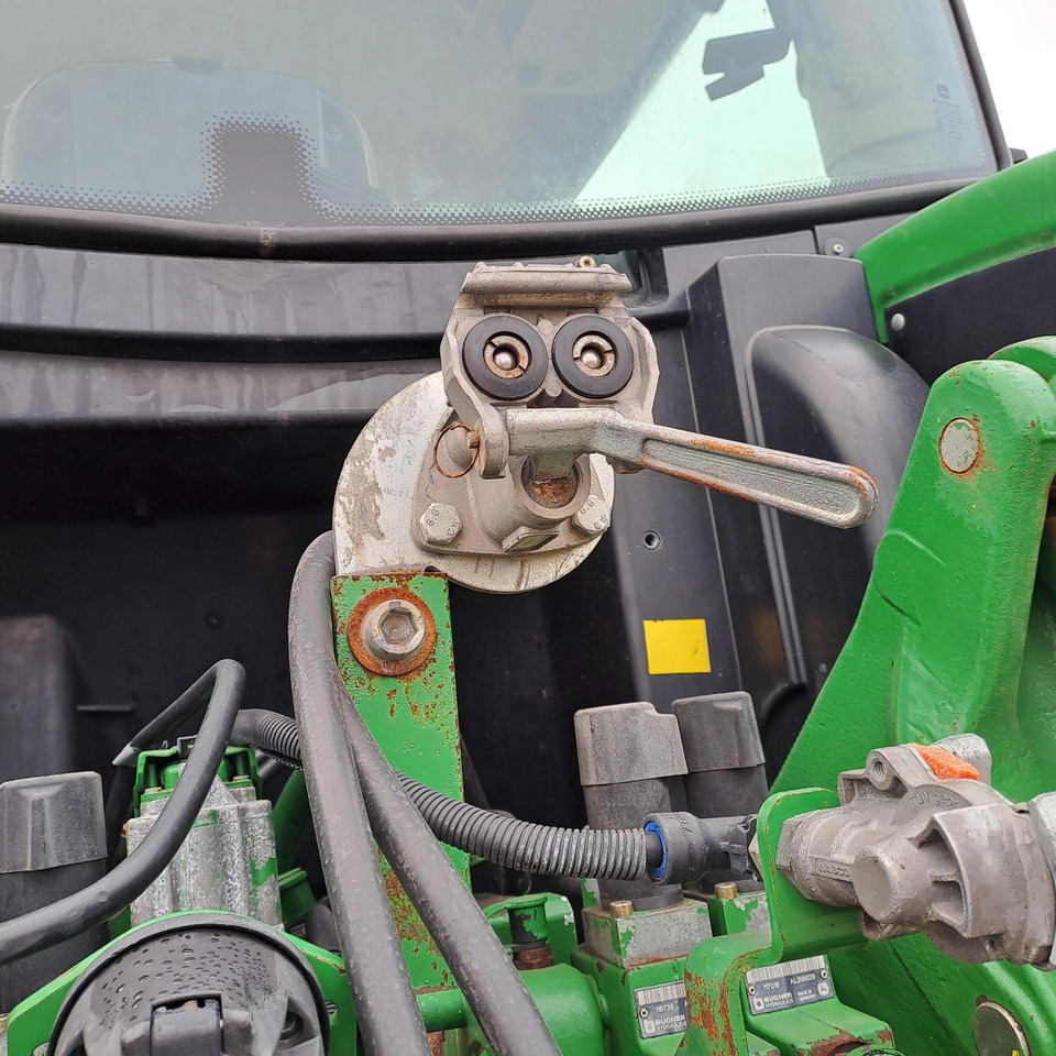 Traktor JOHN DEERE 6170R: slika 7 Traktor JOHN DEERE 6170R: slika 7