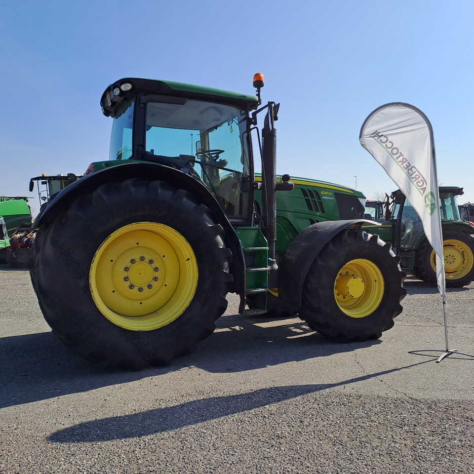 JOHN DEERE 6210R - Traktor: slika 3 JOHN DEERE 6210R - Traktor: slika 3