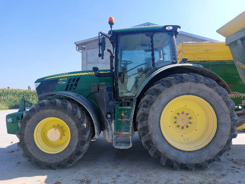 JOHN DEERE 6215R - Traktor: slika 2 JOHN DEERE 6215R - Traktor: slika 2