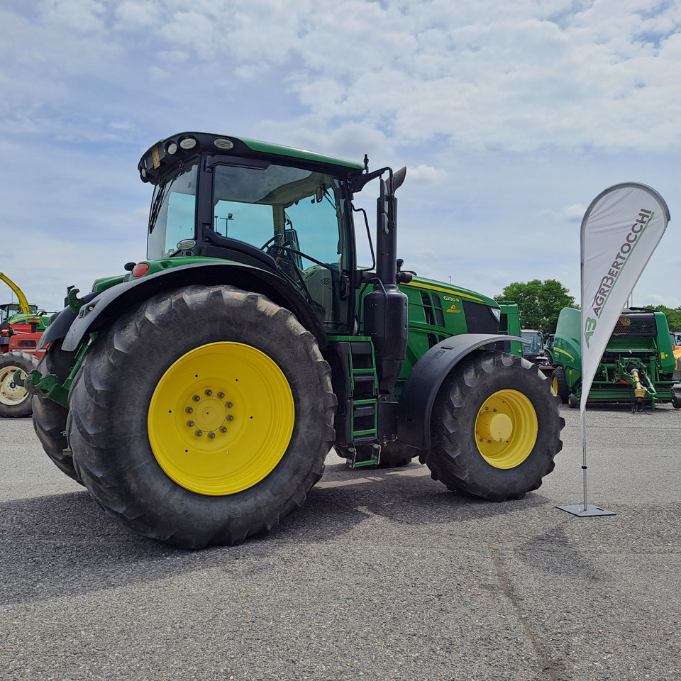 JOHN DEERE 6230R - Traktor: slika 2 JOHN DEERE 6230R - Traktor: slika 2