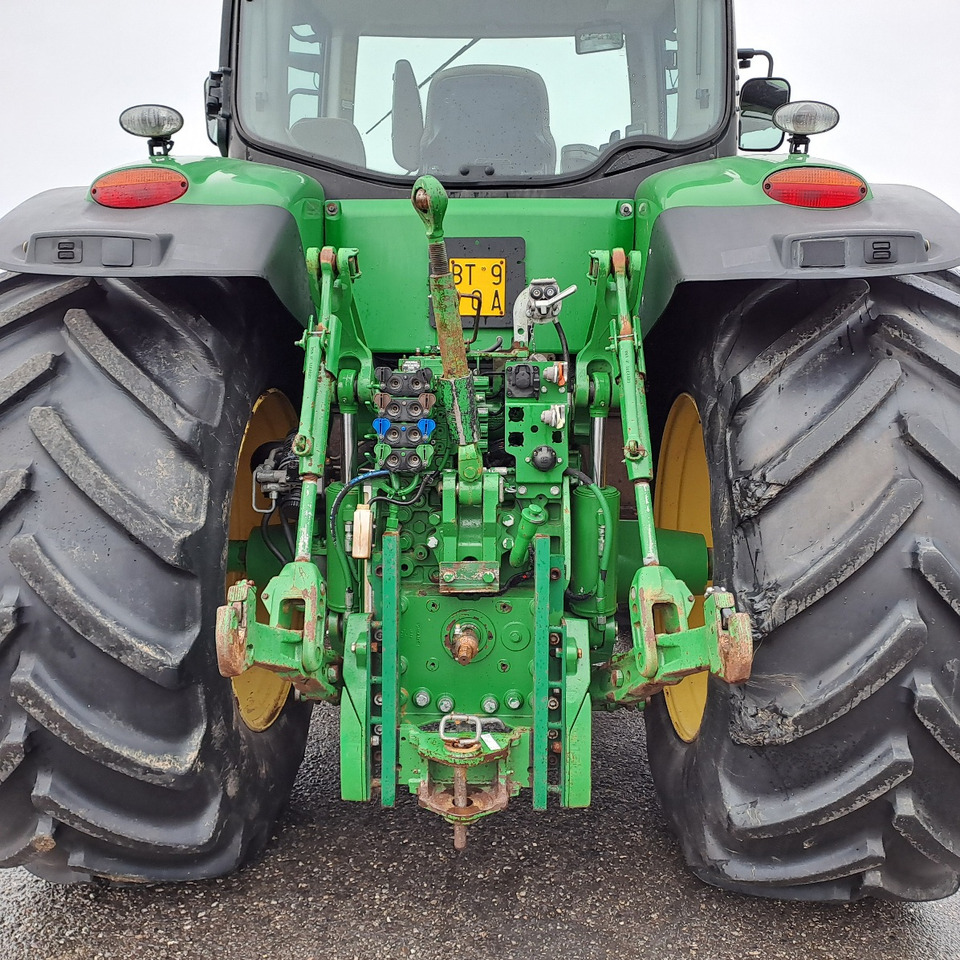 Traktor JOHN DEERE 7230R: slika 6