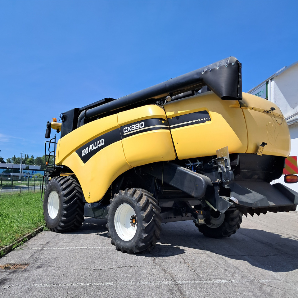 NEW HOLLAND CX880 - Kombinovani kombajn: slika 3 NEW HOLLAND CX880 - Kombinovani kombajn: slika 3