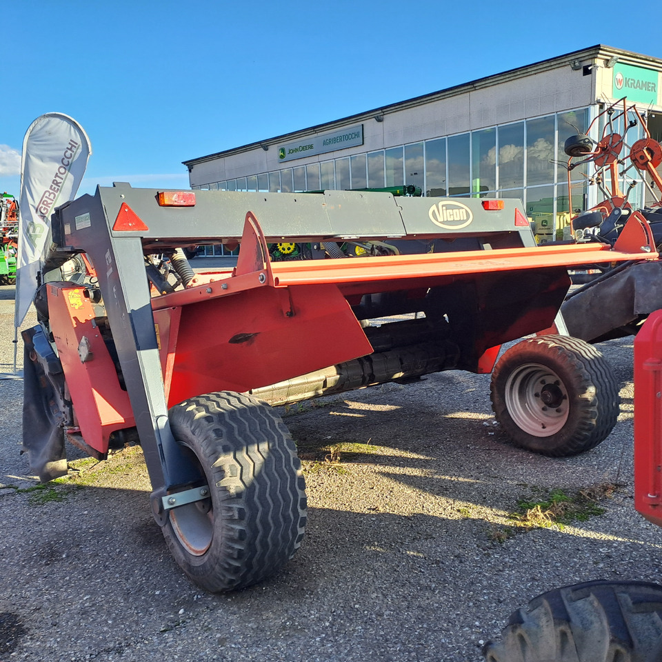 VICON 832R - Kosačica: slika 2 VICON 832R - Kosačica: slika 2