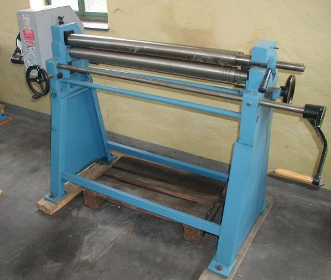 Dreiwalzen-Rundbiegemaschine AKYAPAK - Mašina za obradu metala: slika 1 Dreiwalzen-Rundbiegemaschine AKYAPAK - Mašina za obradu metala: slika 1