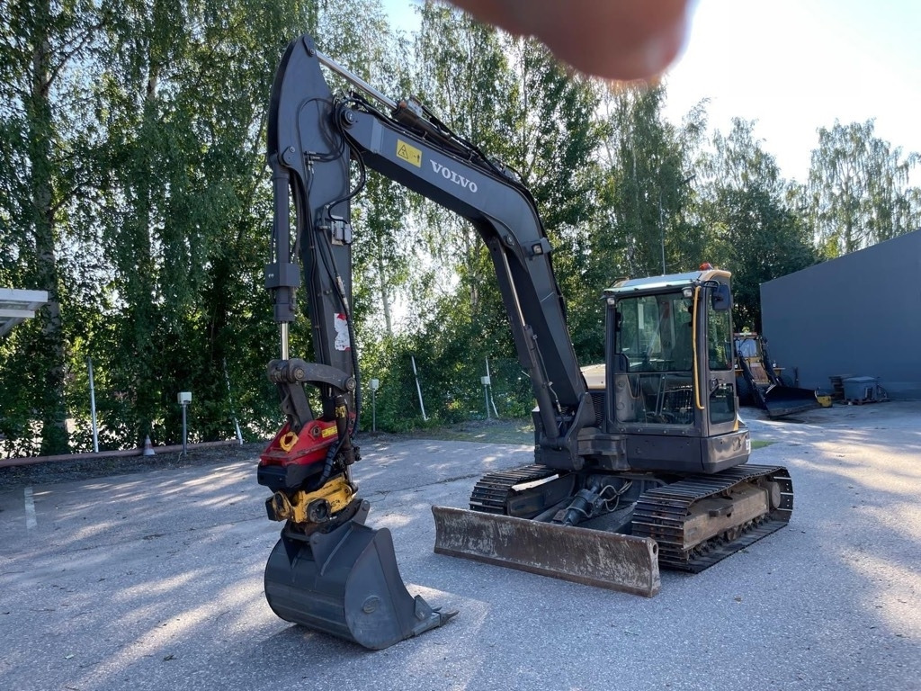 Volvo ECR 88 D Pro - Mini bager: slika 2 Volvo ECR 88 D Pro - Mini bager: slika 2