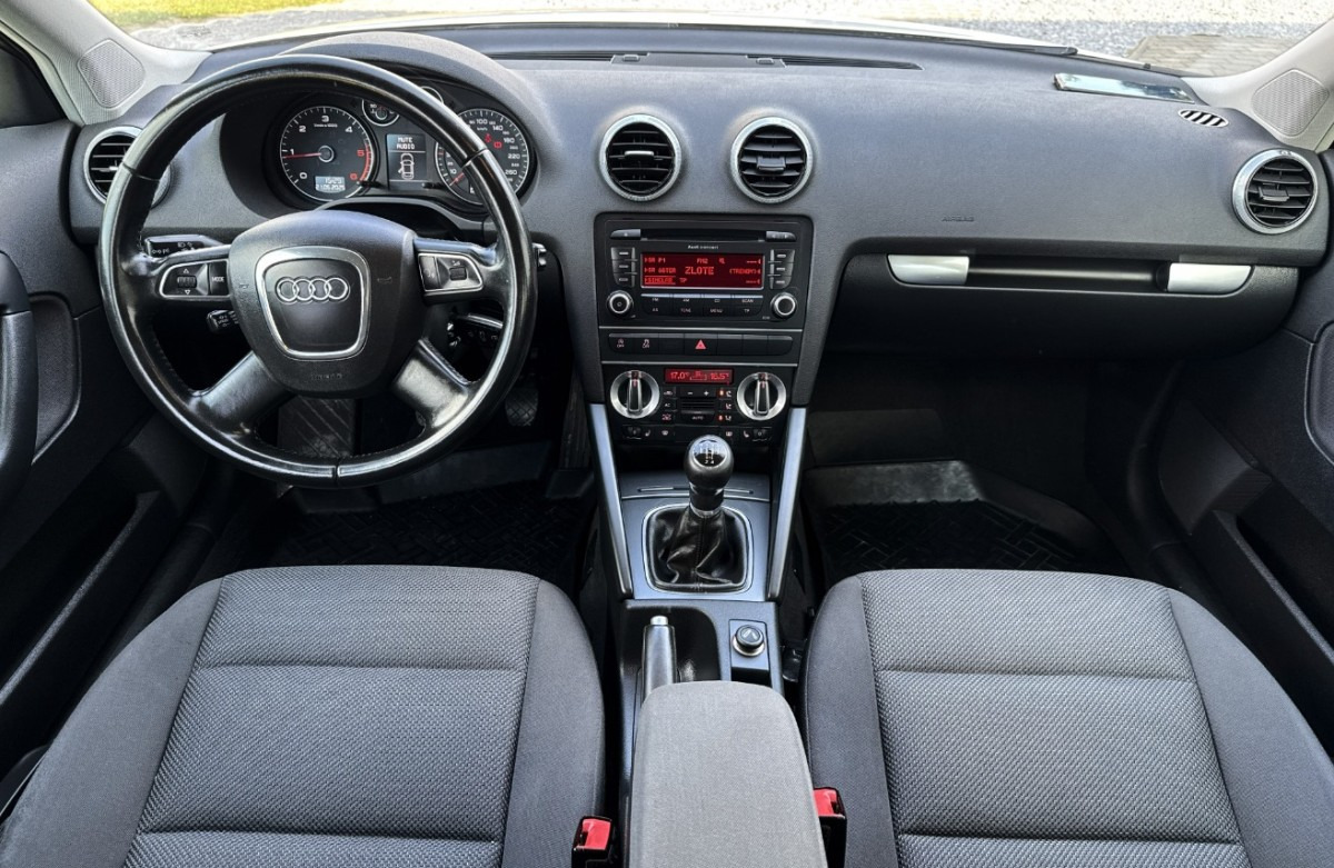Audi A3 1.6 TDI 105KM Bezwypadkowy potwierdzony przebieg AUTO BARDZO ZADBANE - Automobil: slika 5 Audi A3 1.6 TDI 105KM Bezwypadkowy potwierdzony przebieg AUTO BARDZO ZADBANE - Automobil: slika 5