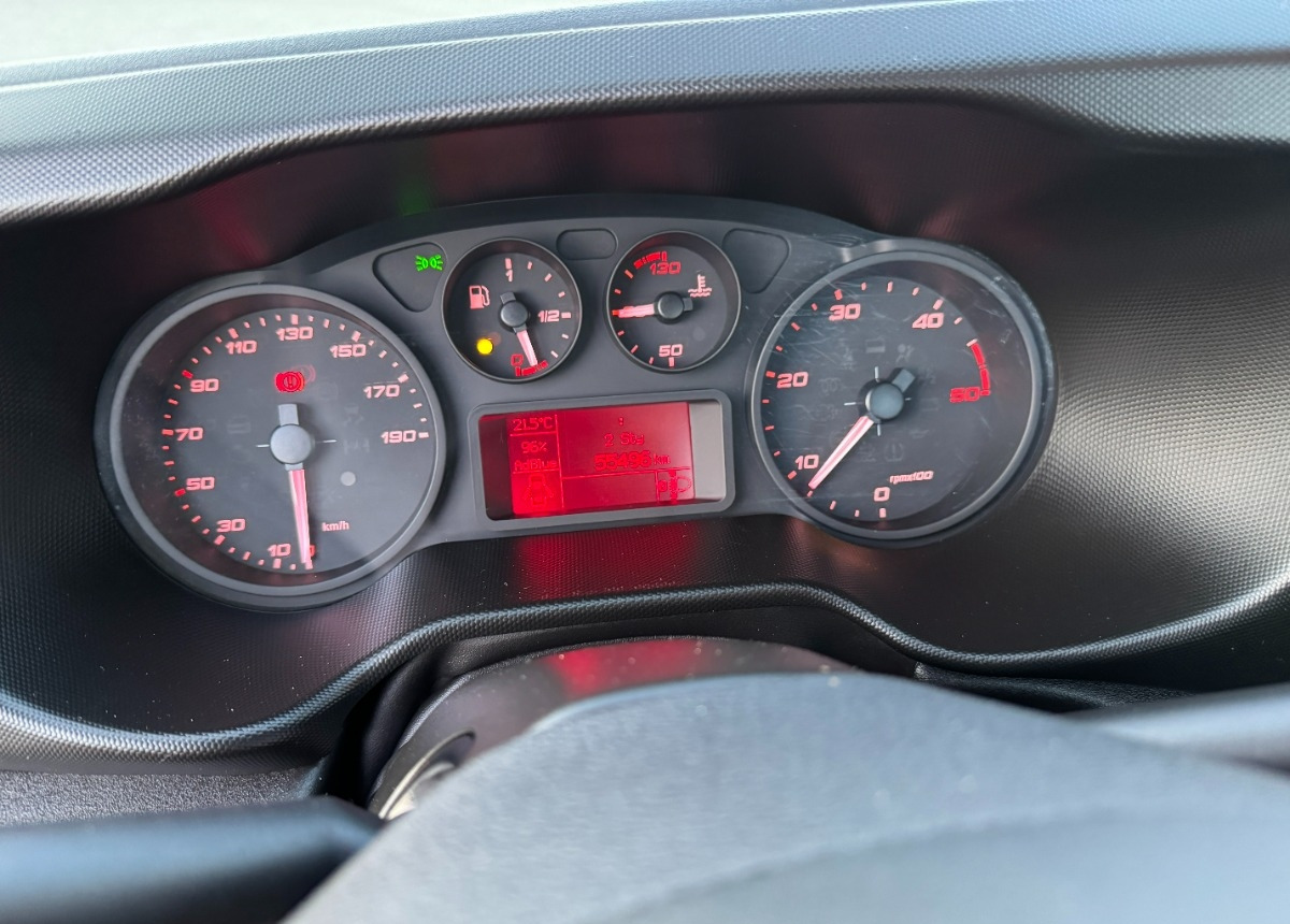 Iveco Daily 3.0 160KM Rok 2022 55 tys km przebiegu AUTOLAWETA Najazd laweta - Kamion za prevoz automobila: slika 5 Iveco Daily 3.0 160KM Rok 2022 55 tys km przebiegu AUTOLAWETA Najazd laweta - Kamion za prevoz automobila: slika 5