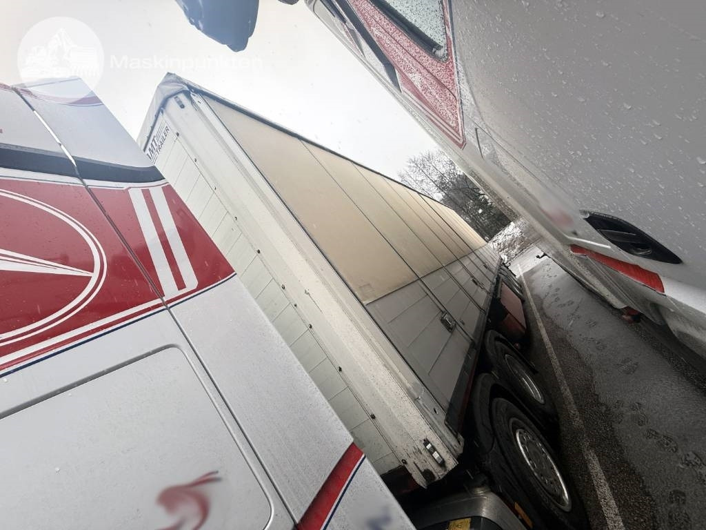 AMT K 502 - Poluprikolica sa zatvorenim sandukom: slika 3 AMT K 502 - Poluprikolica sa zatvorenim sandukom: slika 3