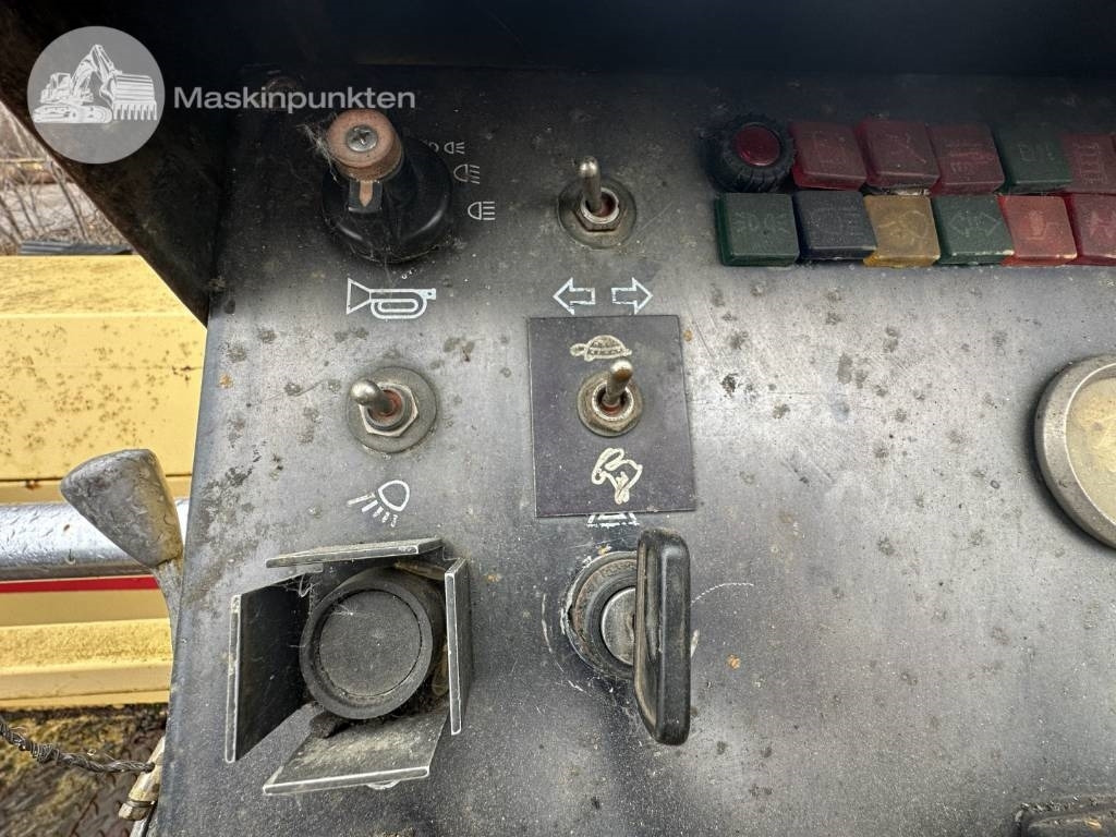 Asfaltni finišer Bitelli BB 640: slika 19