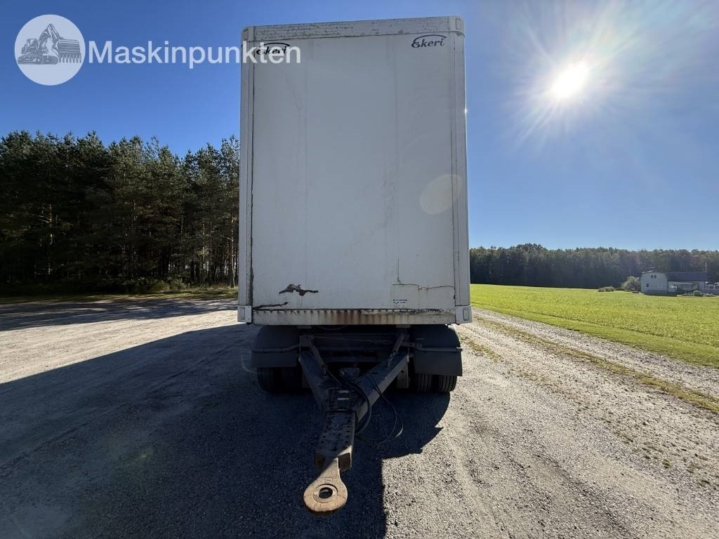 Ekeri L4 - Prikolica sa zatvorenim sandukom: slika 2 Ekeri L4 - Prikolica sa zatvorenim sandukom: slika 2